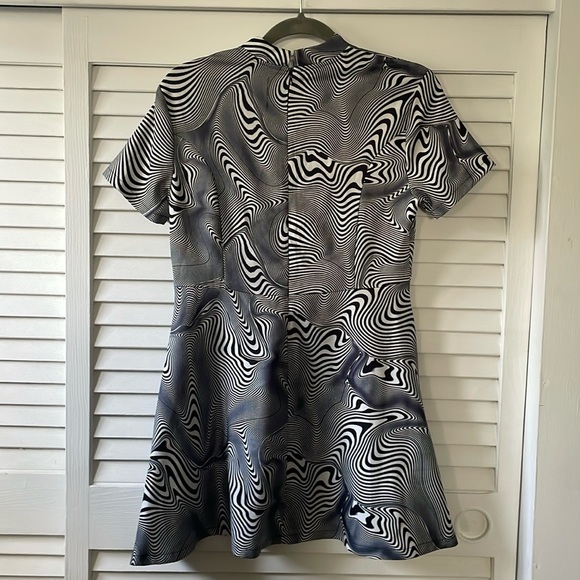 UNIF CID DRESS - OPTIC BLACK AND WHITE M - Picture 2 of 5